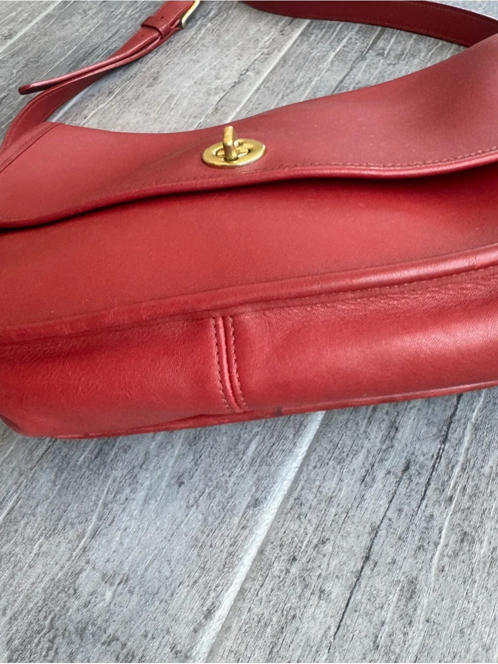 Coach 9790 Vintage Red City Leather Shoulder/Crossbody Bag - Picture 12 of 14
